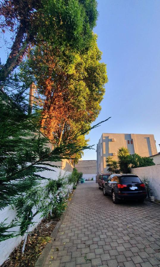 Klerichi Hotel Tirana Zewnętrze zdjęcie